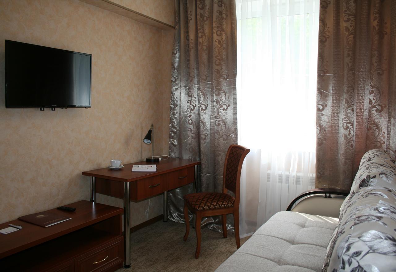 Avtozavodskaya Hotel ไนซนีย์ นอฟโกรอด ภายนอก รูปภาพ